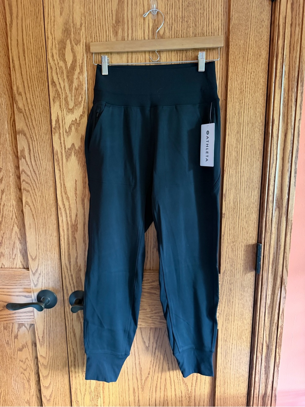 NWT, Athleta, Venice Joggers, Black, Size XS